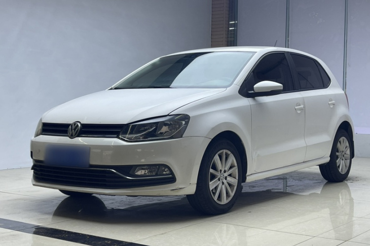 Volkswagen Polo 2015 صورة سيارة #2