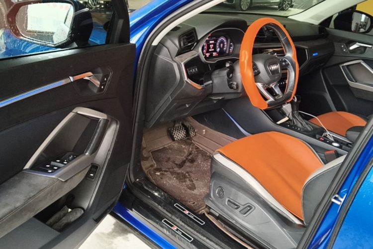 Audi Q3 2019 #12 Audi Q3 2019 car image #12