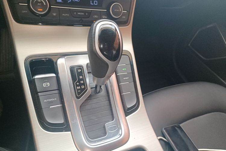 GEELY Emgrand GL 2017 car image #14