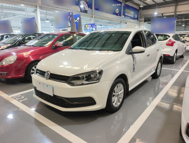 Volkswagen Polo 2016 Volkswagen Polo 2016 car image