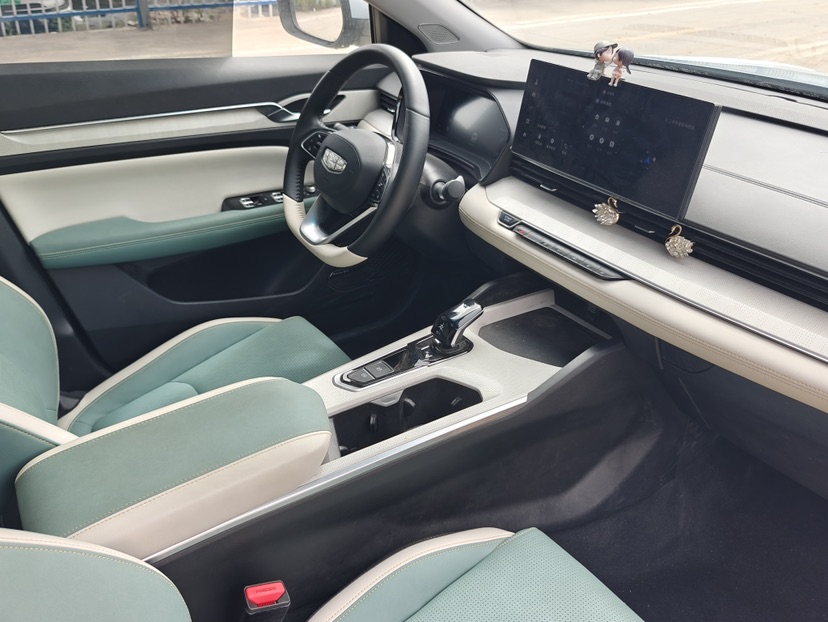 GEELY Emgrand L HiP 2022 car image #3