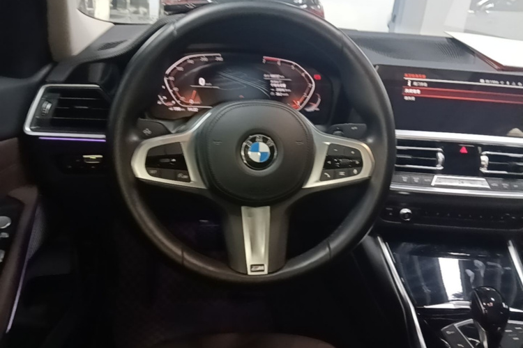 BMW 3 Series 2020 #11 BMW 3 Series 2020 car image #11