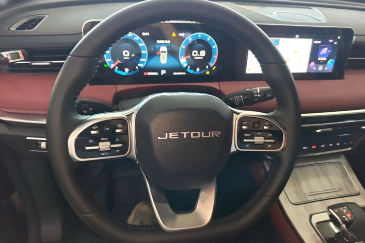 Jetour X70 PLUS 2023 #11 Jetour X70 PLUS 2023 car image #11