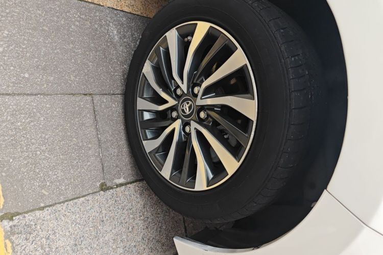 Toyota Corolla 2017 #9 Toyota Corolla 2017 car image #9