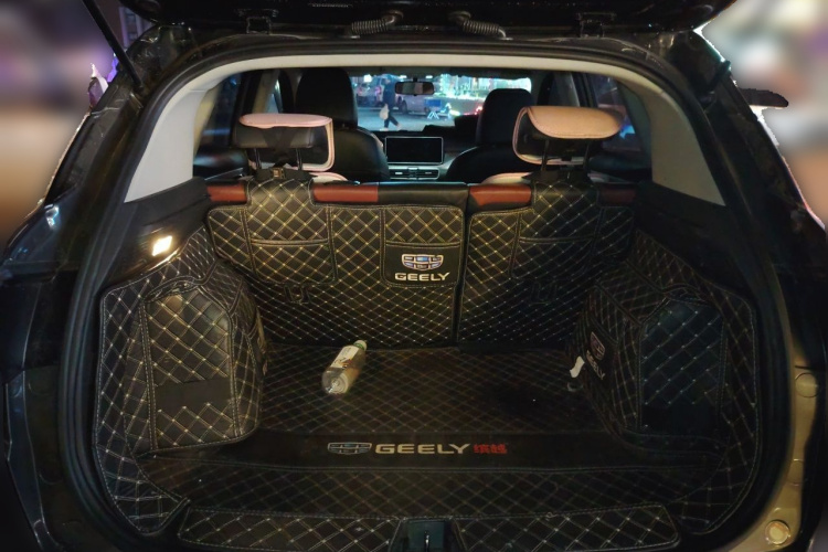 GEELY Coolray 2022 car image #17
