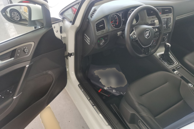 Volkswagen Golf 2016 imagen de coche #12