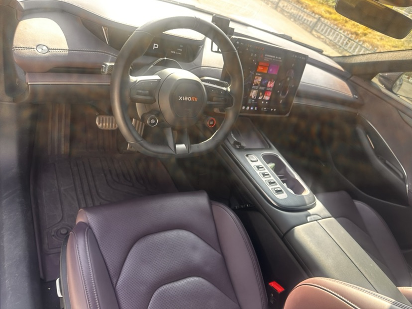 MI SU7 2024 car image #3
