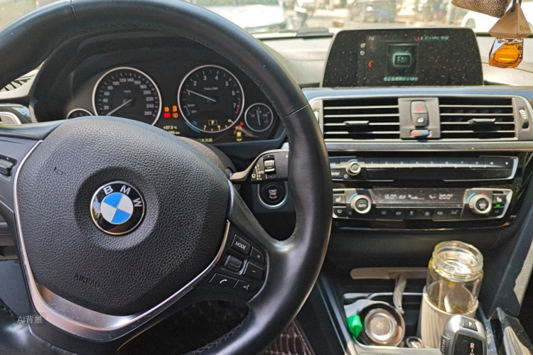 BMW 3 Series 2018 #11 BMW 3 Series 2018 car image #11