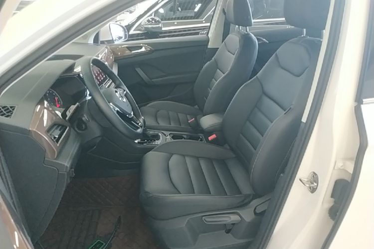 Volkswagen Tharu 2019 #15 Volkswagen Tharu 2019 car image #15