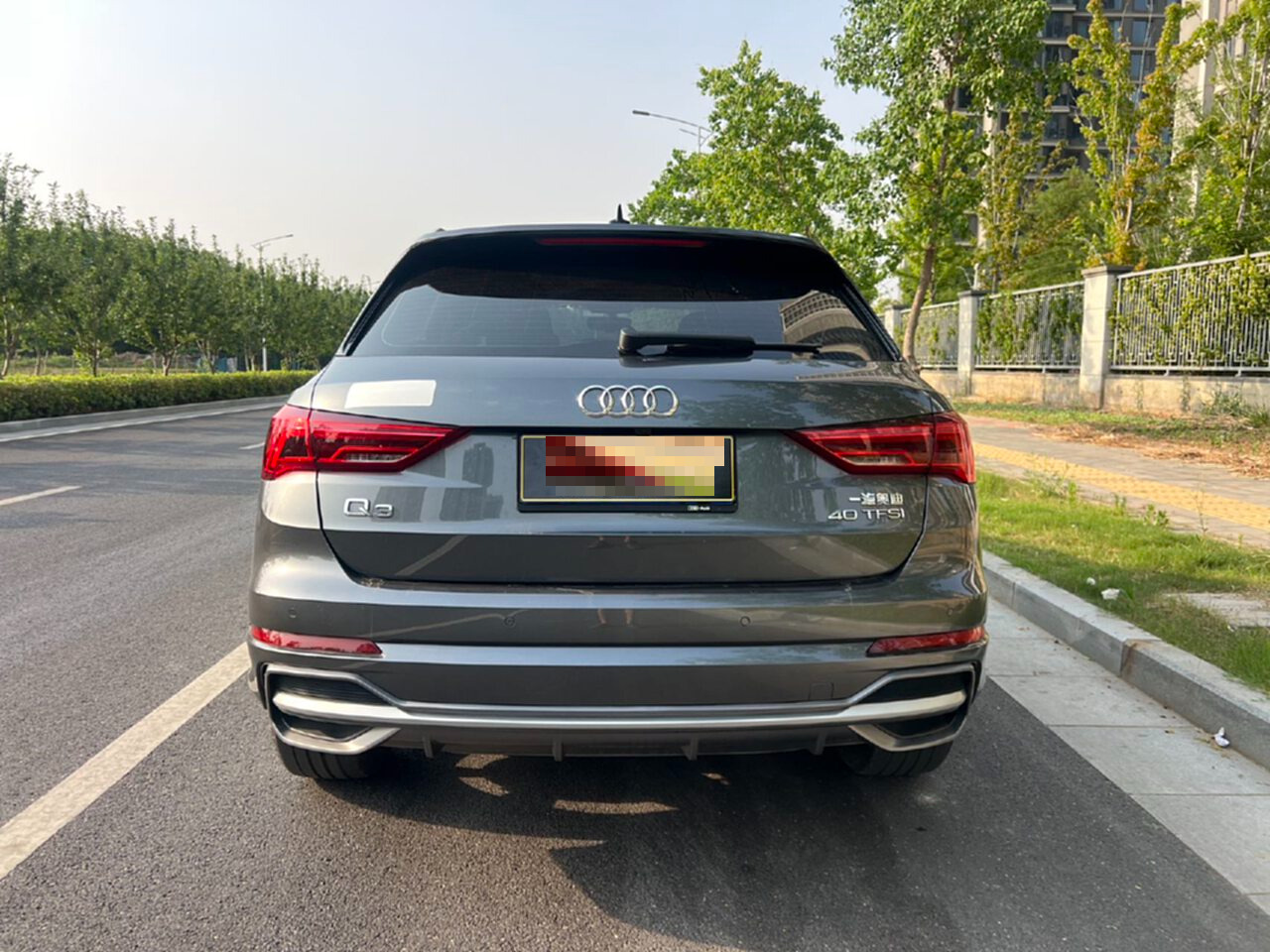 Audi Q3 2022 car image #10