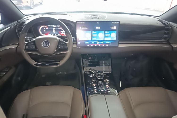 BYD Han 2021 car image #10