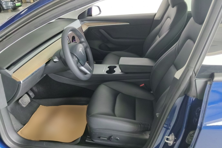 Tesla Model 3 2021 #19 Tesla Model 3 2021 car image #19