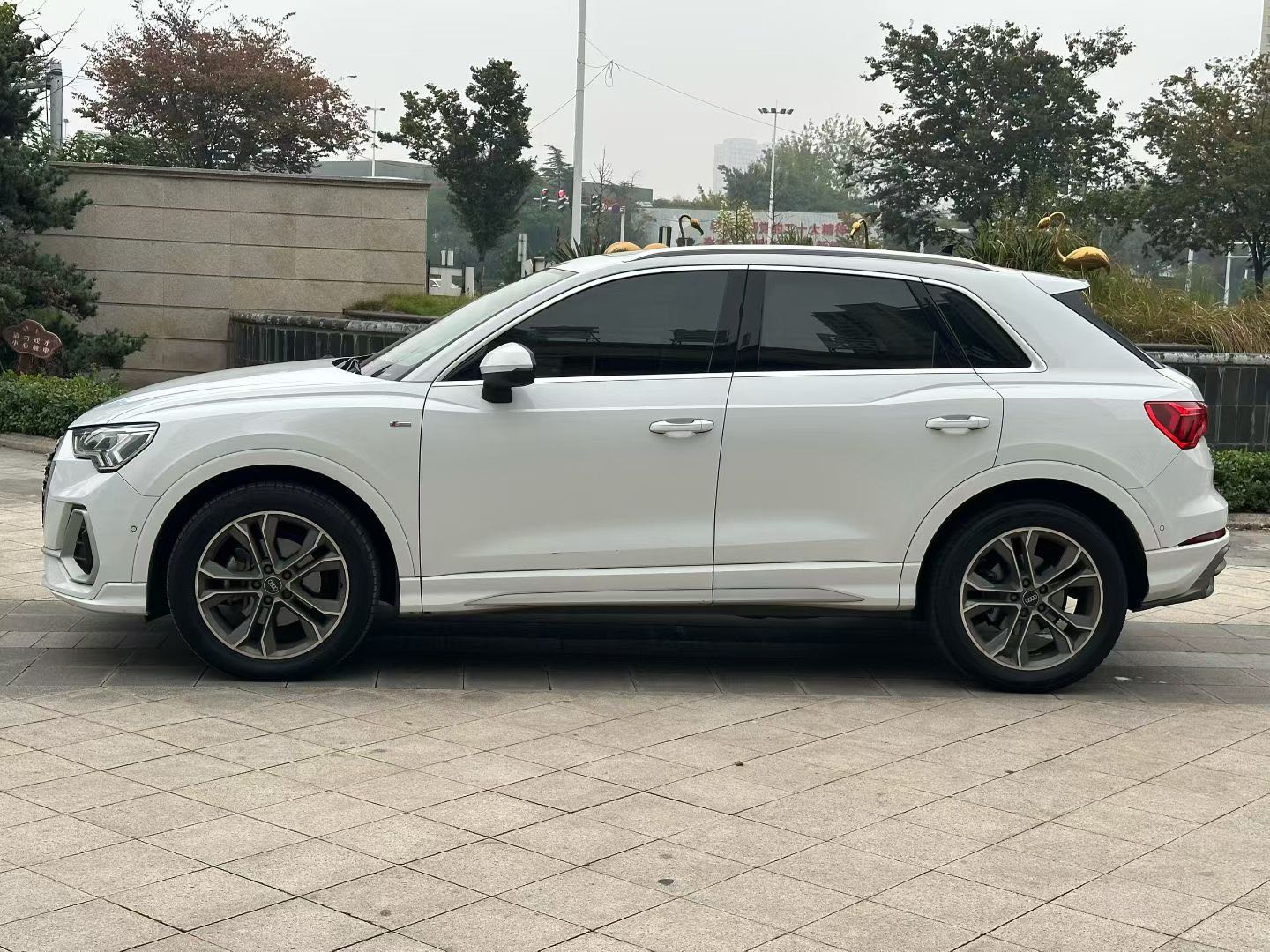 Audi Q3 2023 imagem de carro #5