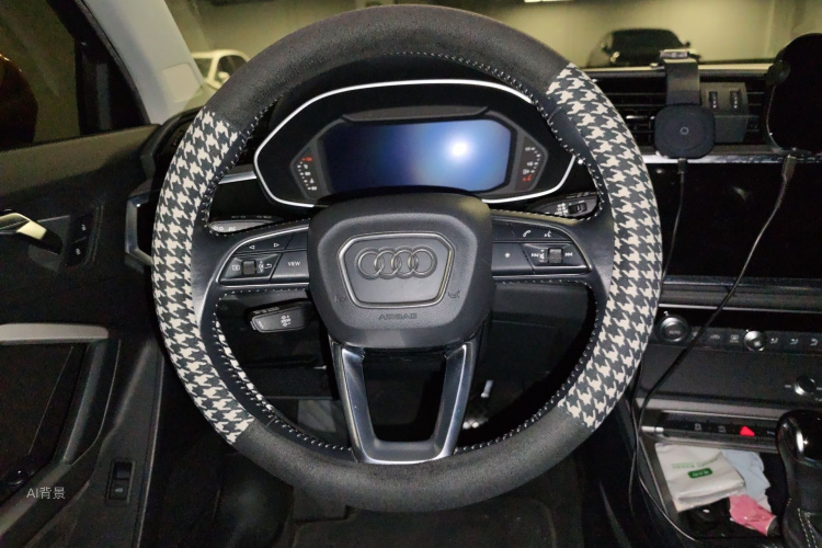Audi Q3 2019 image de voiture #12