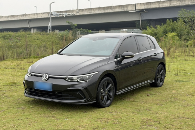 Volkswagen Golf 2021 #2 Volkswagen Golf 2021 صورة سيارة #2