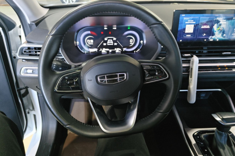 GEELY Emgrand 2023 #11 GEELY Emgrand 2023 car image #11