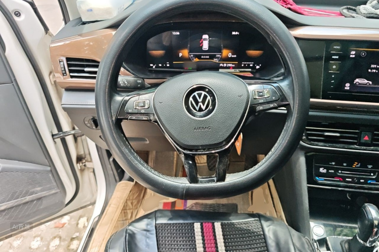 Volkswagen Tharu 2022 #12 Volkswagen Tharu 2022 car image #12