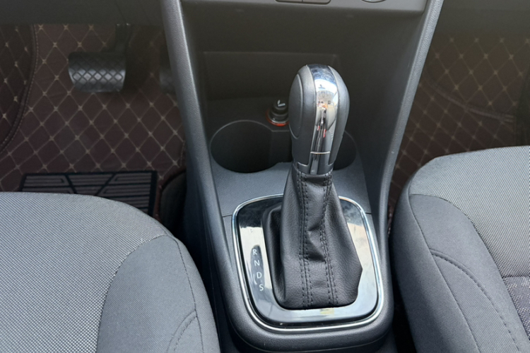Volkswagen Polo 2017 #17 Volkswagen Polo 2017 car image #17