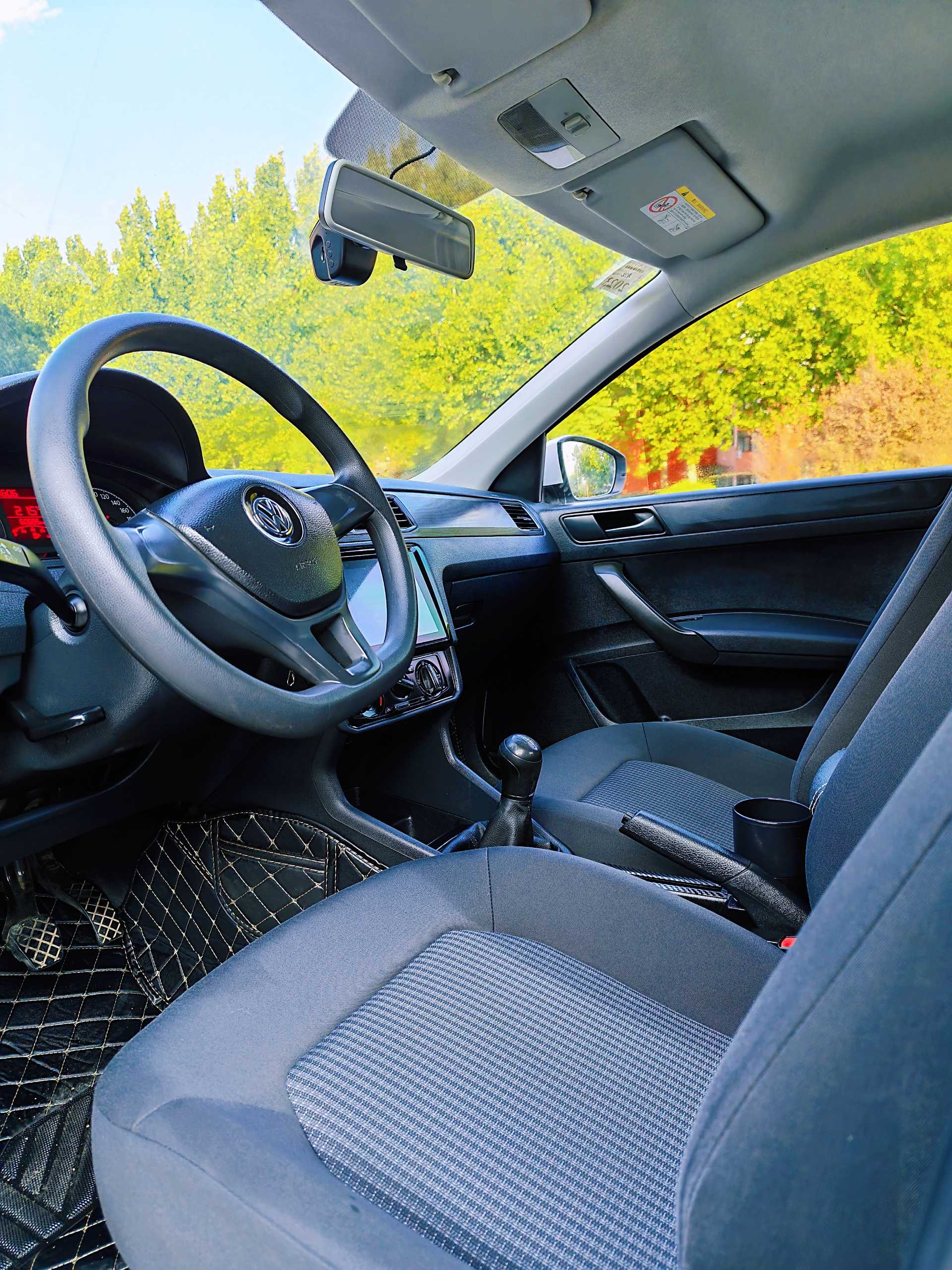 Volkswagen Santana 2019 #8 Volkswagen Santana 2019 car image #8
