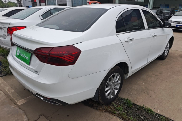 GEELY Emgrand 2020 #7 GEELY Emgrand 2020 car image #7