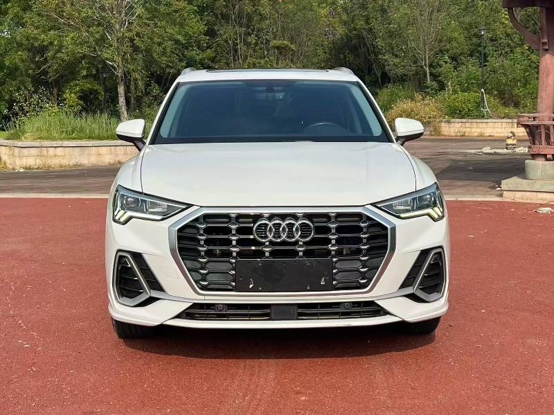 Audi Q3 2019 #2 Audi Q3 2019 car image #2