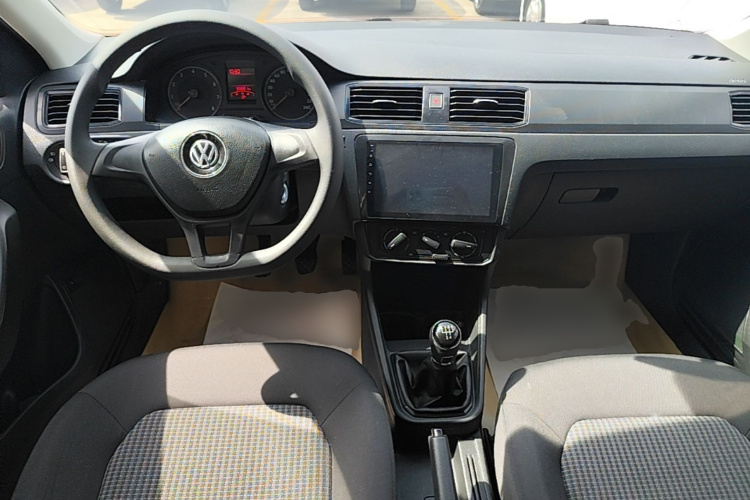 Volkswagen Santana 2017 #10 Volkswagen Santana 2017 car image #10