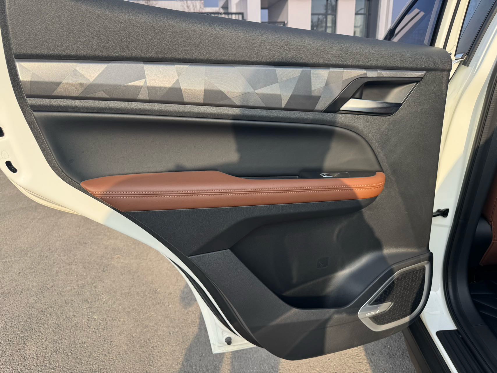 GEELY Vision X6 2023 #11 GEELY Vision X6 2023 car image #11