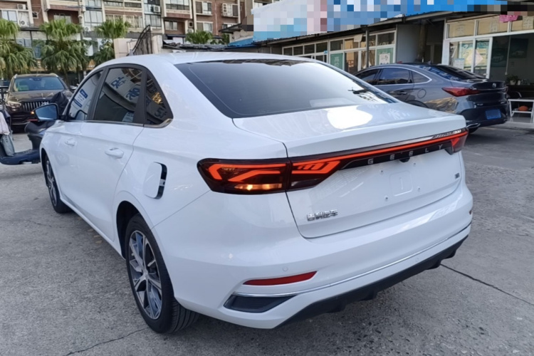 GEELY Emgrand 2023 #5 GEELY Emgrand 2023 image de voiture #5