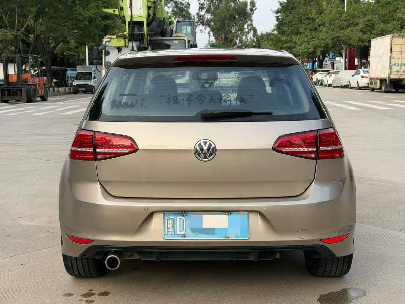 Volkswagen Golf 2015 car image #8