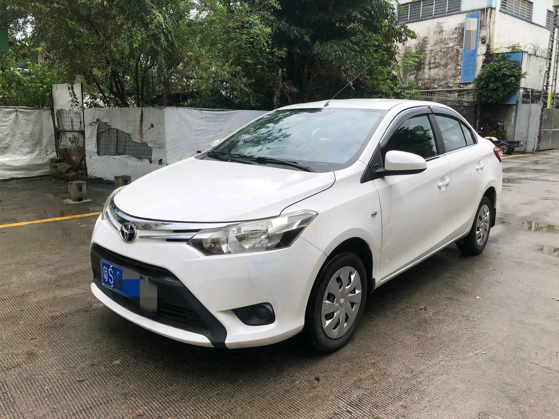Toyota Vios 2015 Toyota Vios 2015 car image
