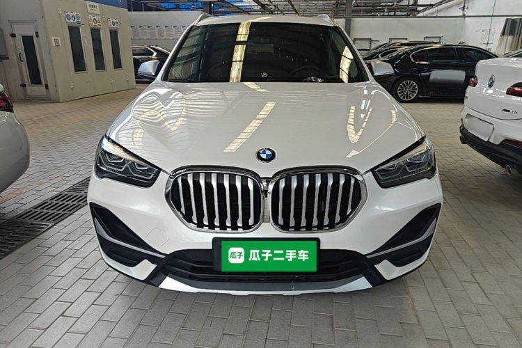 BMW X1 2021 #3 BMW X1 2021 car image #3