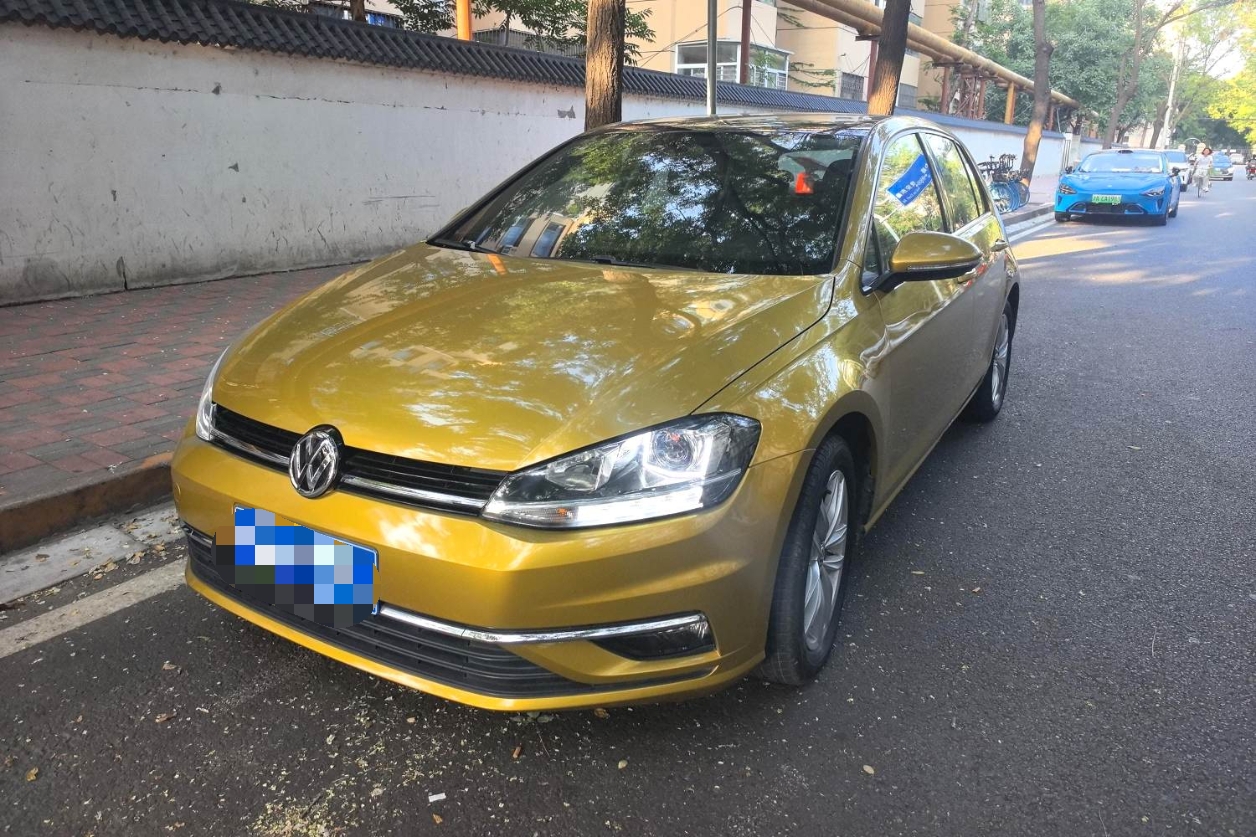 2018 2018 car image