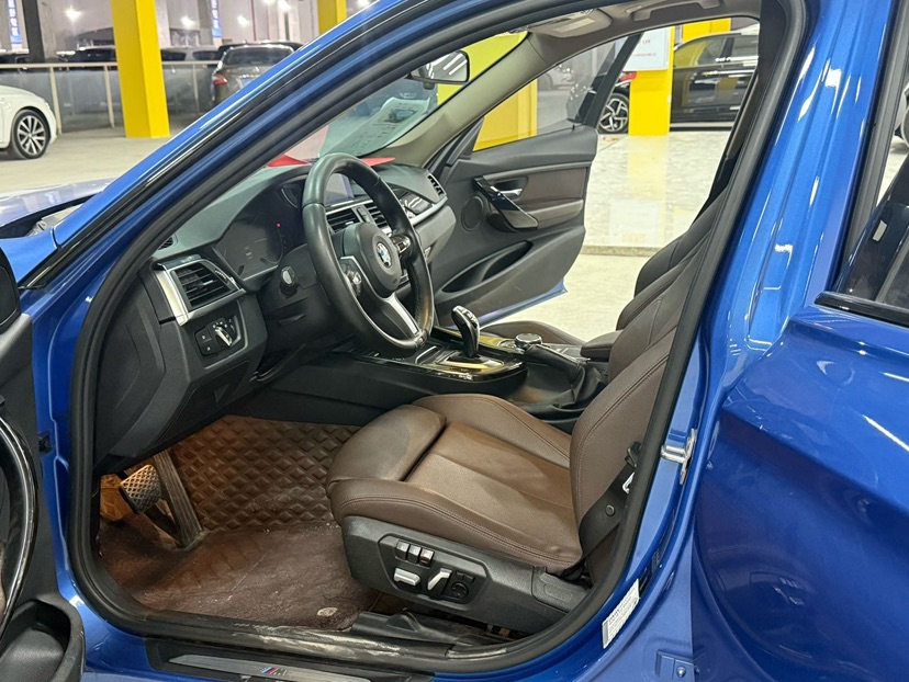BMW 3 Series 2018 #6 BMW 3 Series 2018 immagine di auto #6