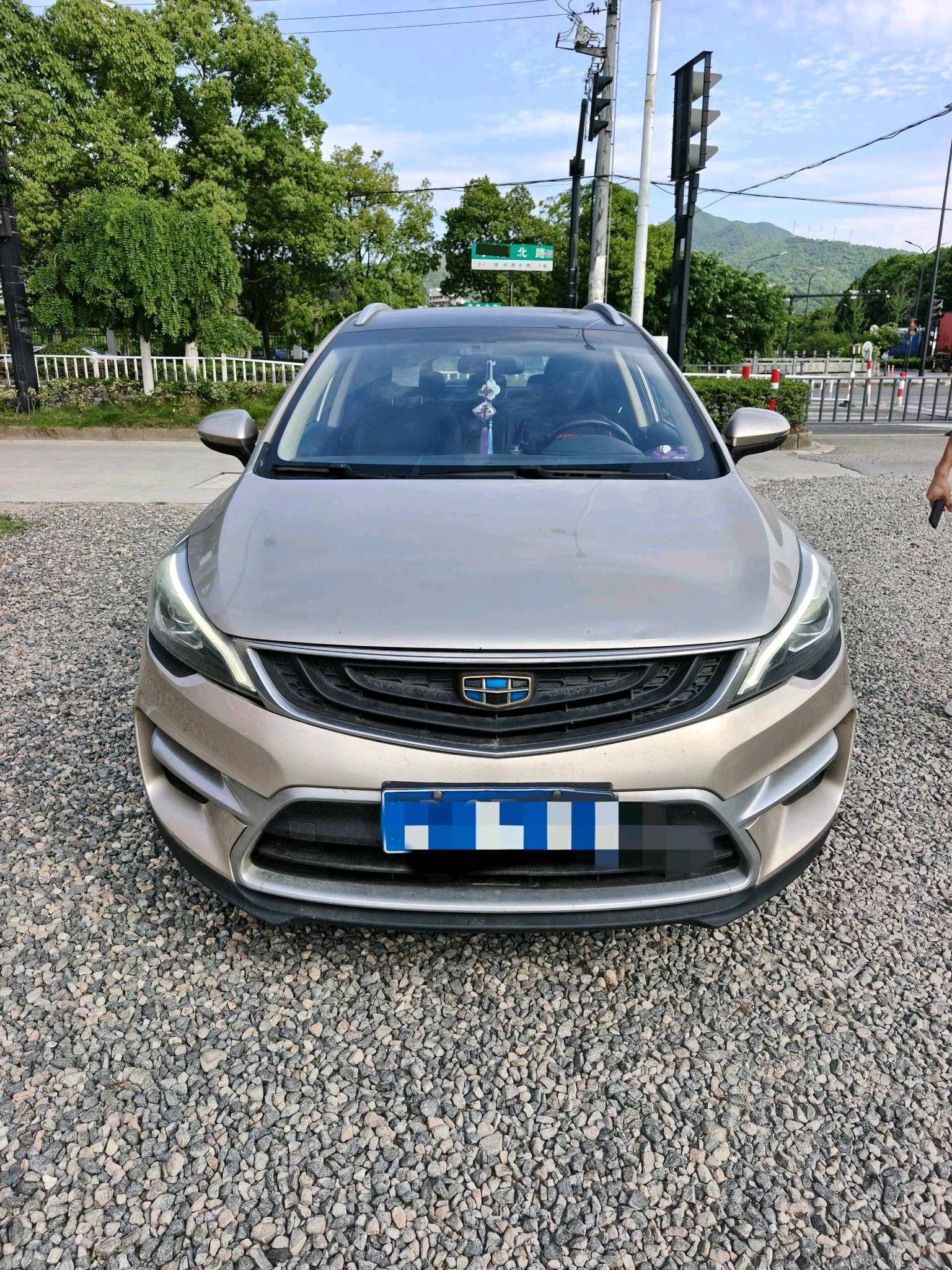 GEELY Emgrand GS 2016 صورة سيارة #8