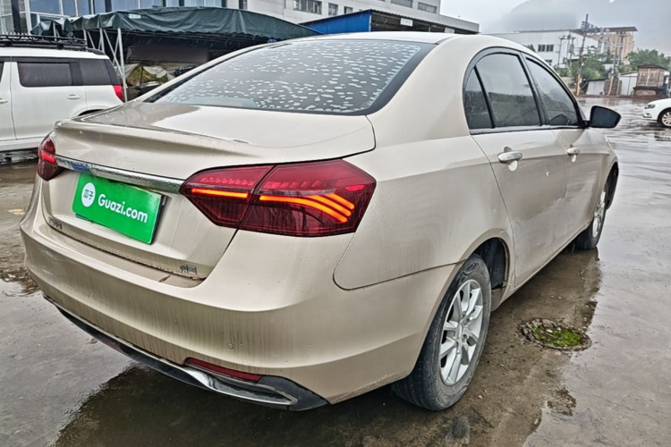 GEELY Emgrand 2020 #7 GEELY Emgrand 2020 car image #7