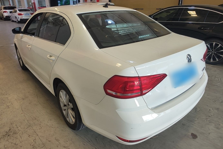 Volkswagen Lavida 2017 #5 Volkswagen Lavida 2017 car image #5