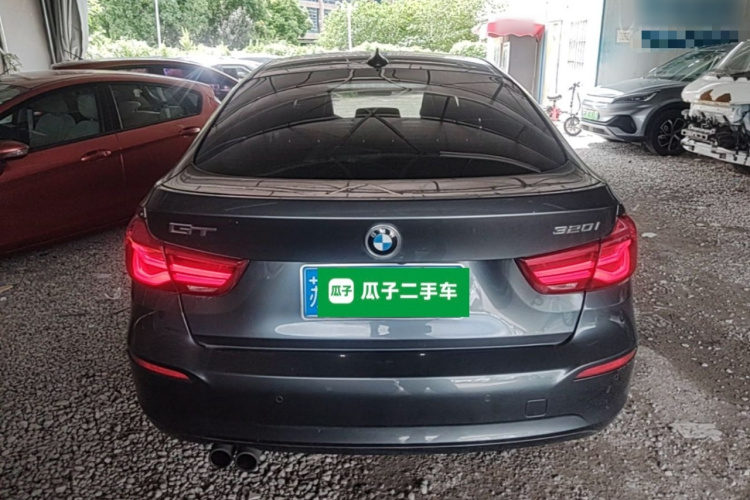 BMW 3 Series GT 2018 #6 BMW 3 Series GT 2018 car image #6
