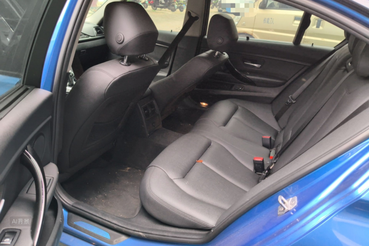 BMW 3 Series 2017 صورة سيارة #19