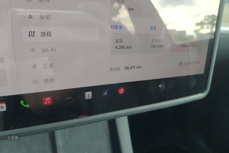 Tesla Model Y 2022 #14 Tesla Model Y 2022 car image #14