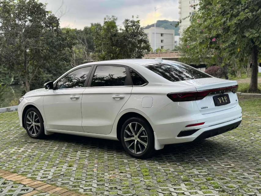 GEELY Emgrand 2023 #8 GEELY Emgrand 2023 car image #8