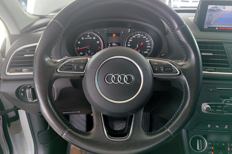 Audi Q3 2016 #11 Audi Q3 2016 car image #11