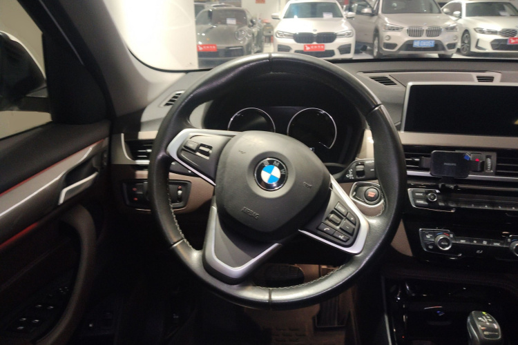 宝马 宝马X1新能源 2019 汽车图片 #23