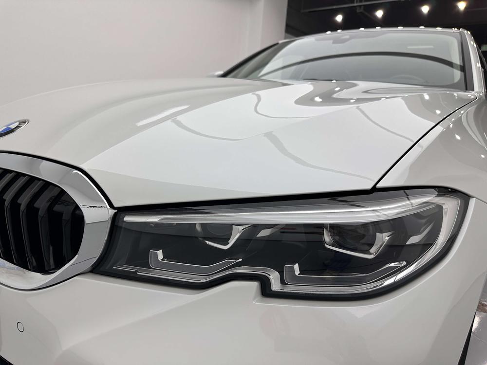 BMW 3 Series 2019 изображение автомобиля #9