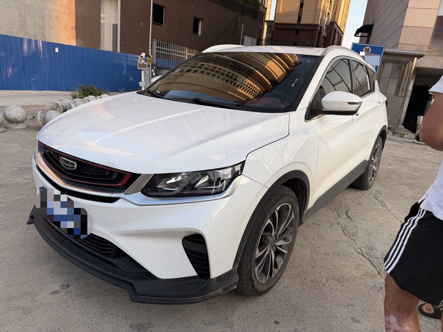 GEELY Coolray 2021 GEELY Coolray 2021 car image