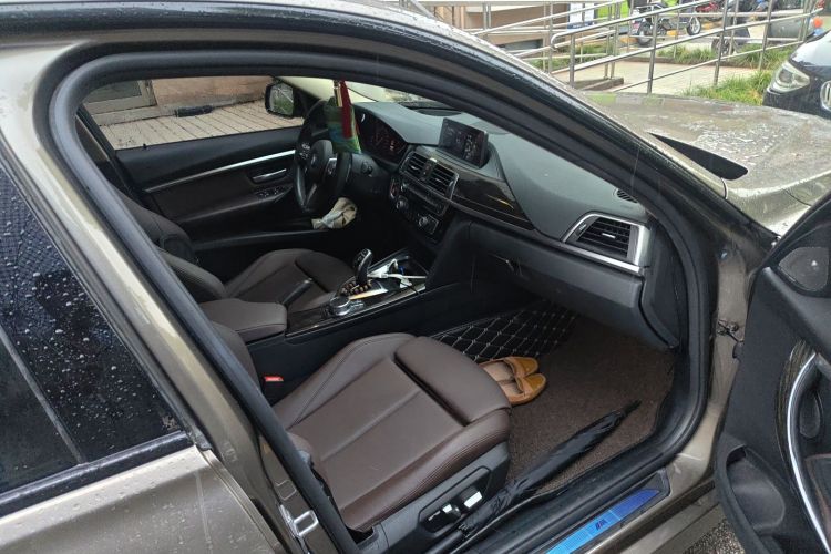 BMW 3 Series 2019 #23 BMW 3 Series 2019 car image #23