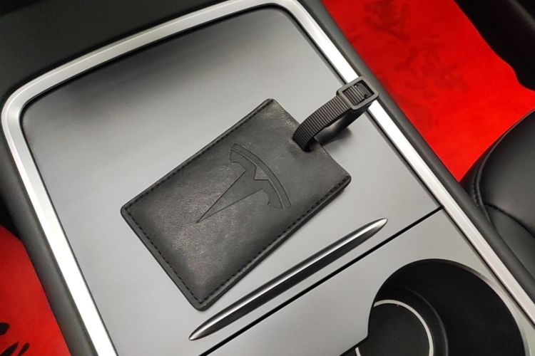 Tesla Model Y 2023 #9 Tesla Model Y 2023 car image #9