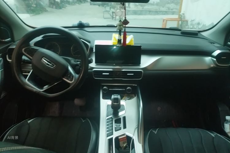 GEELY Coolray 2019 car image #11