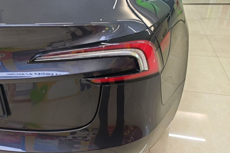 Tesla Model 3 2024 #8 Tesla Model 3 2024 car image #8