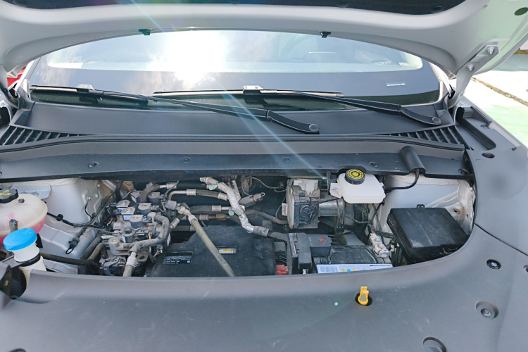 BYD Yuan Plus 2023 изображение автомобиля #22