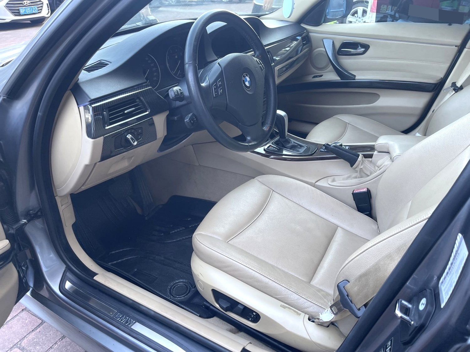 BMW 3 Series 2009 immagine di auto #3